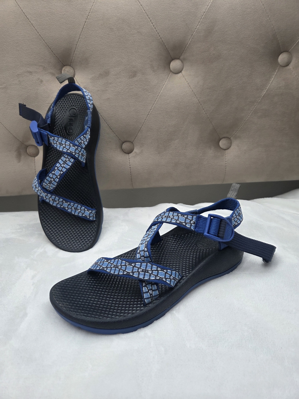 Chaco ZX/2 Women’s Size 6 Blue Black Adjustable Toe Loop Sport Sandals